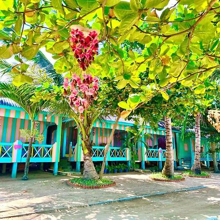 Simone Rabbit Island Hotel Kep Bagian luar foto