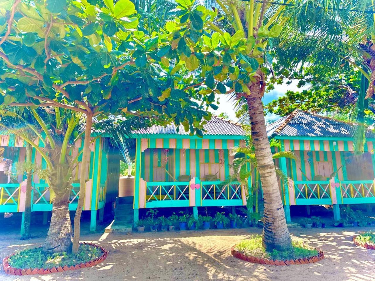 Simone Rabbit Island Hotel Kep Bagian luar foto